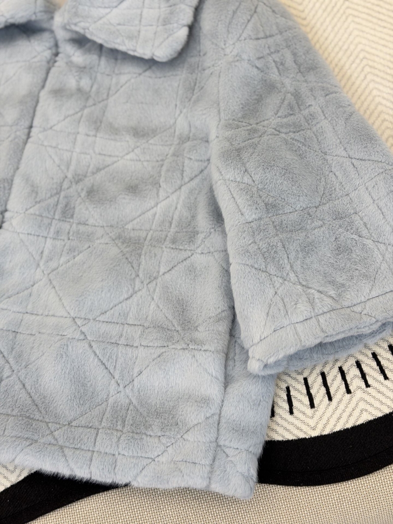 chr1st1an D10r outwear